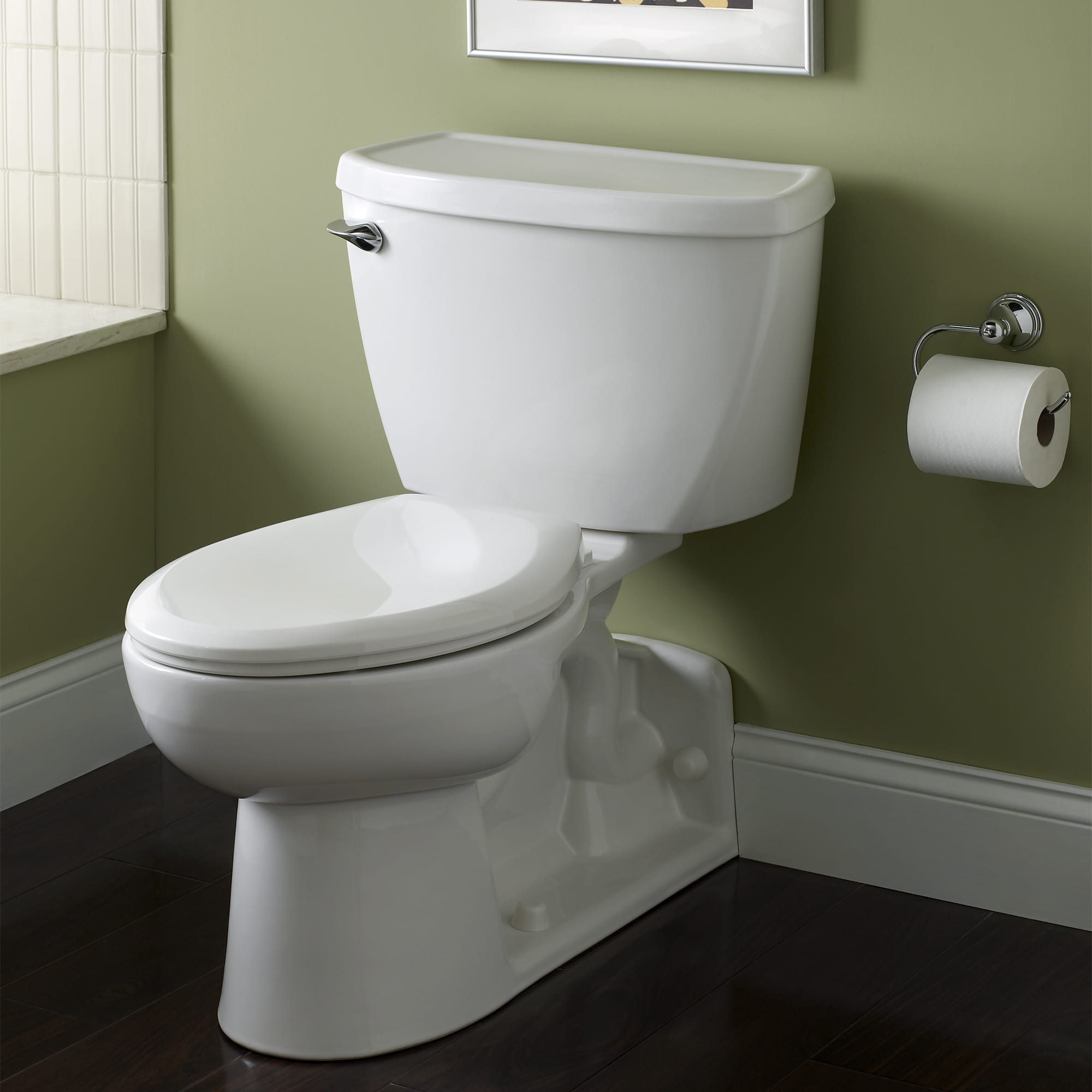 Yorkville™ - Toilette allongée deux pièces avec EverClean® et pression assistée, 1,6 gpc/6,0 lpc, avec sortie arrière